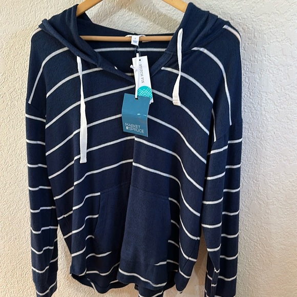 Market & Spruce Tops - Market & Spruce Kallon color block brushed knit hoodie navy size large
